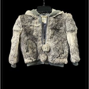 Vintage Caravelle Designer Fine Fur Fashion